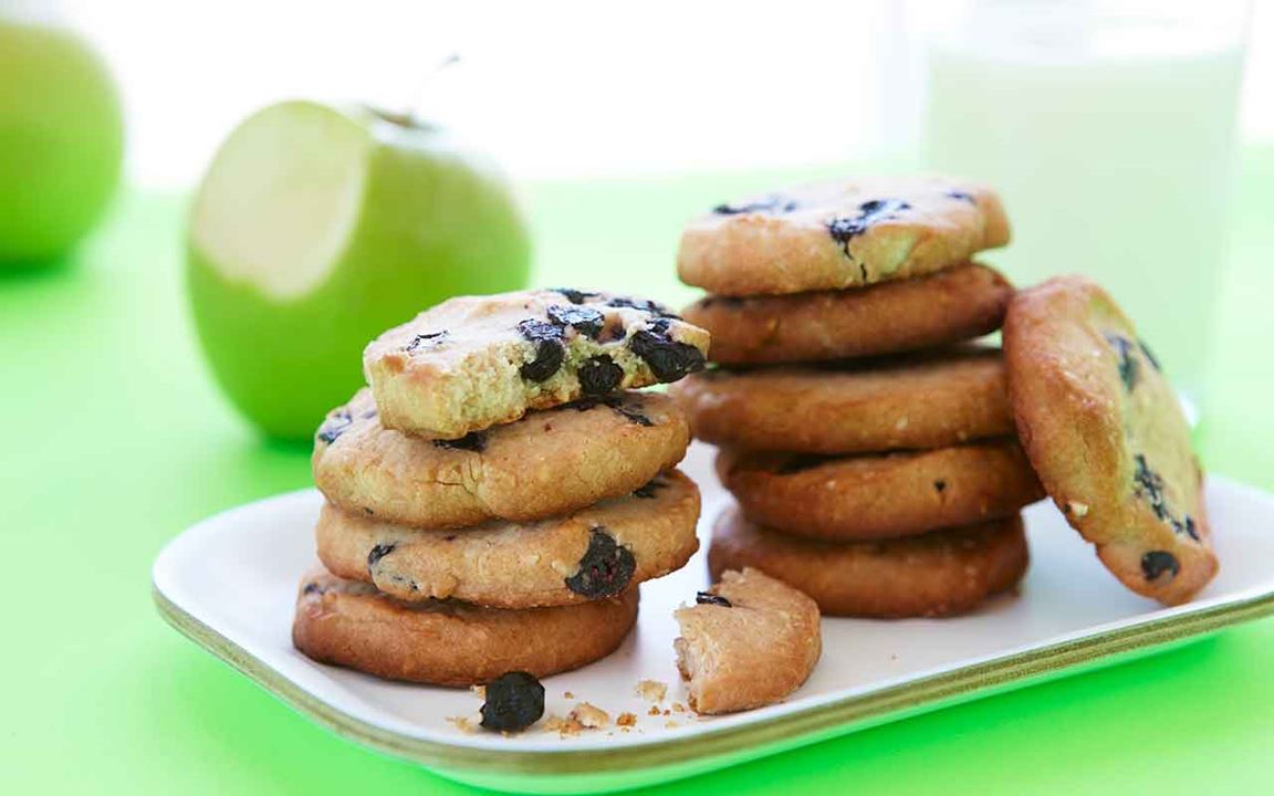 Dinkelcookies med blåbär