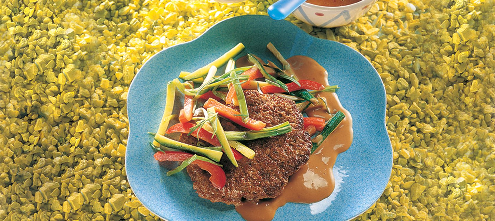 Köttfärsbiff med chilikryddad sås