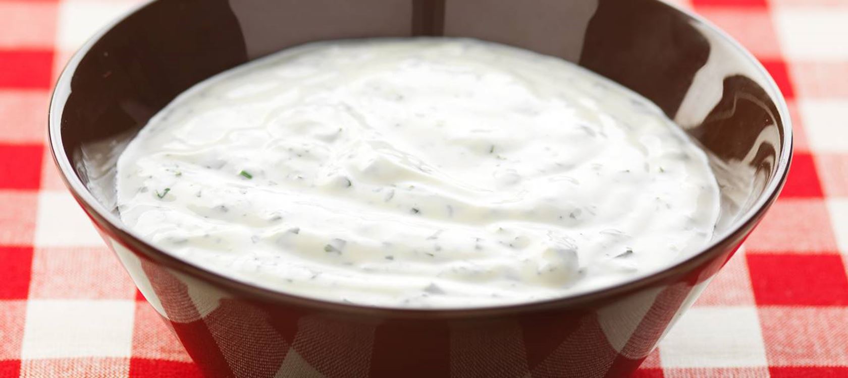 Gräddfilssås med örter