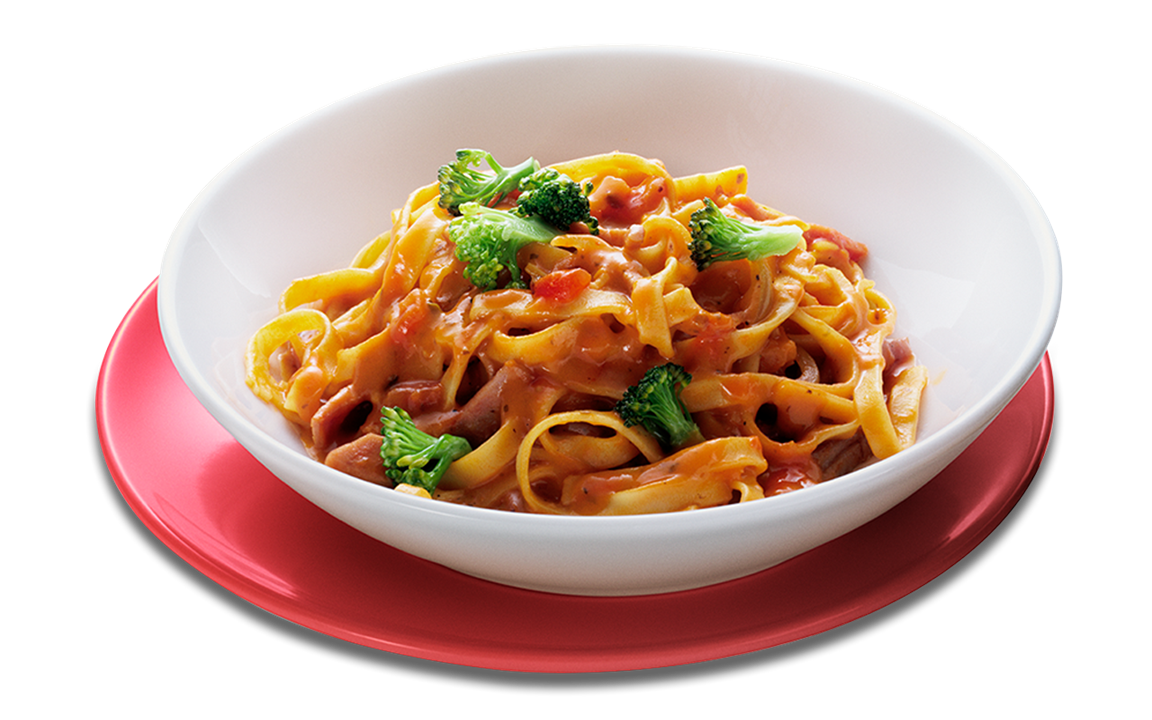 Pasta med korv och tomatsås