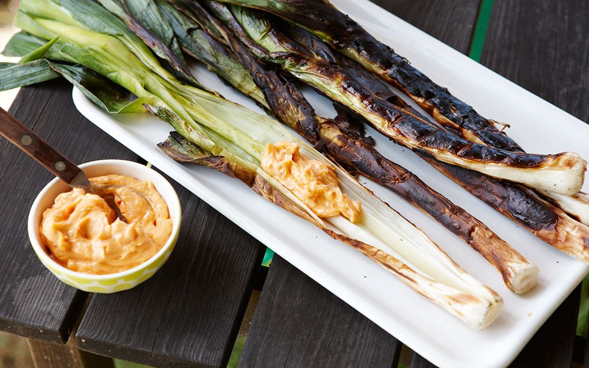 Grillad purjolök med barbecuesmör