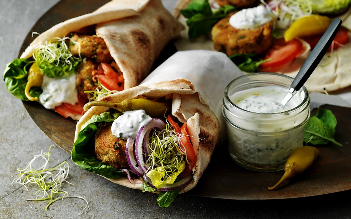 Falafel med myntadressing