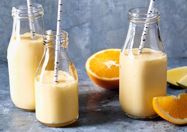 Mangomjölk med apelsin