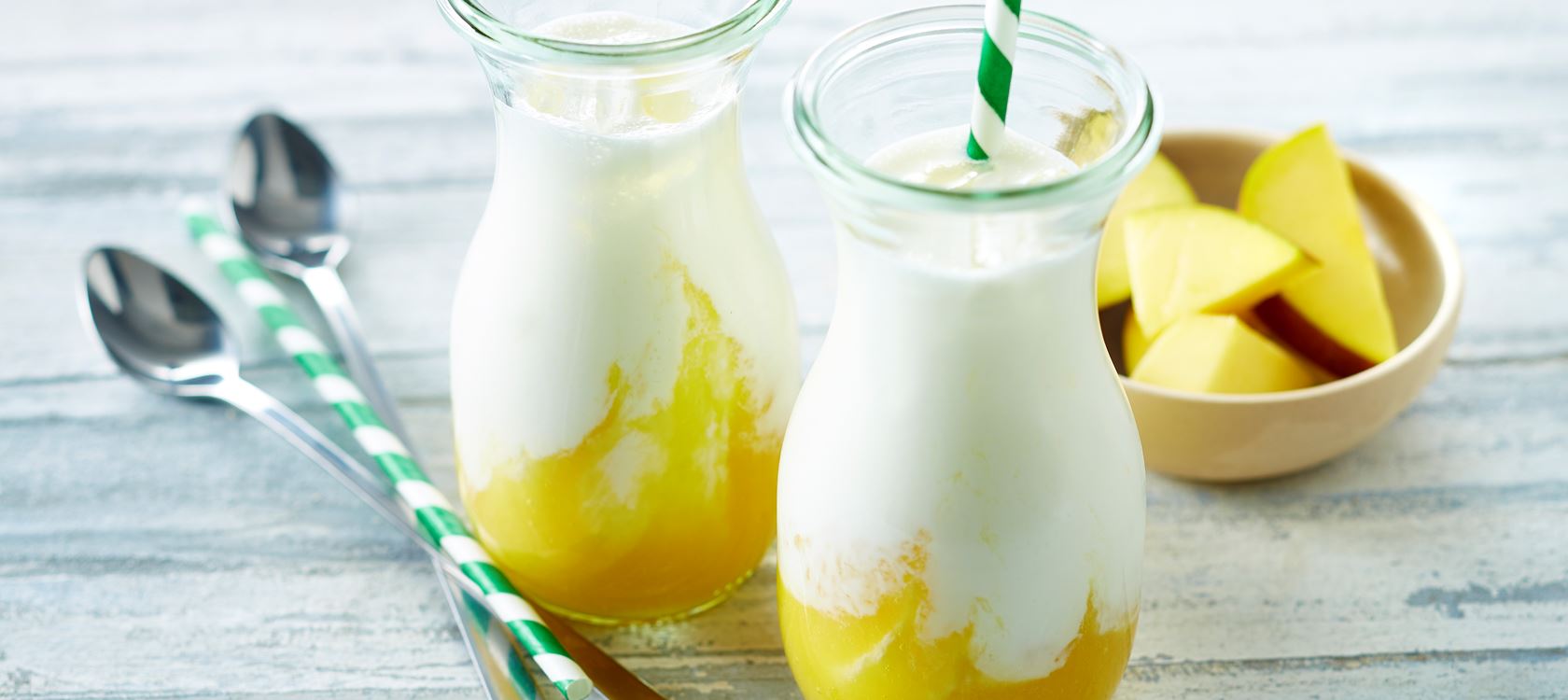 Mango Kefir Smoothie