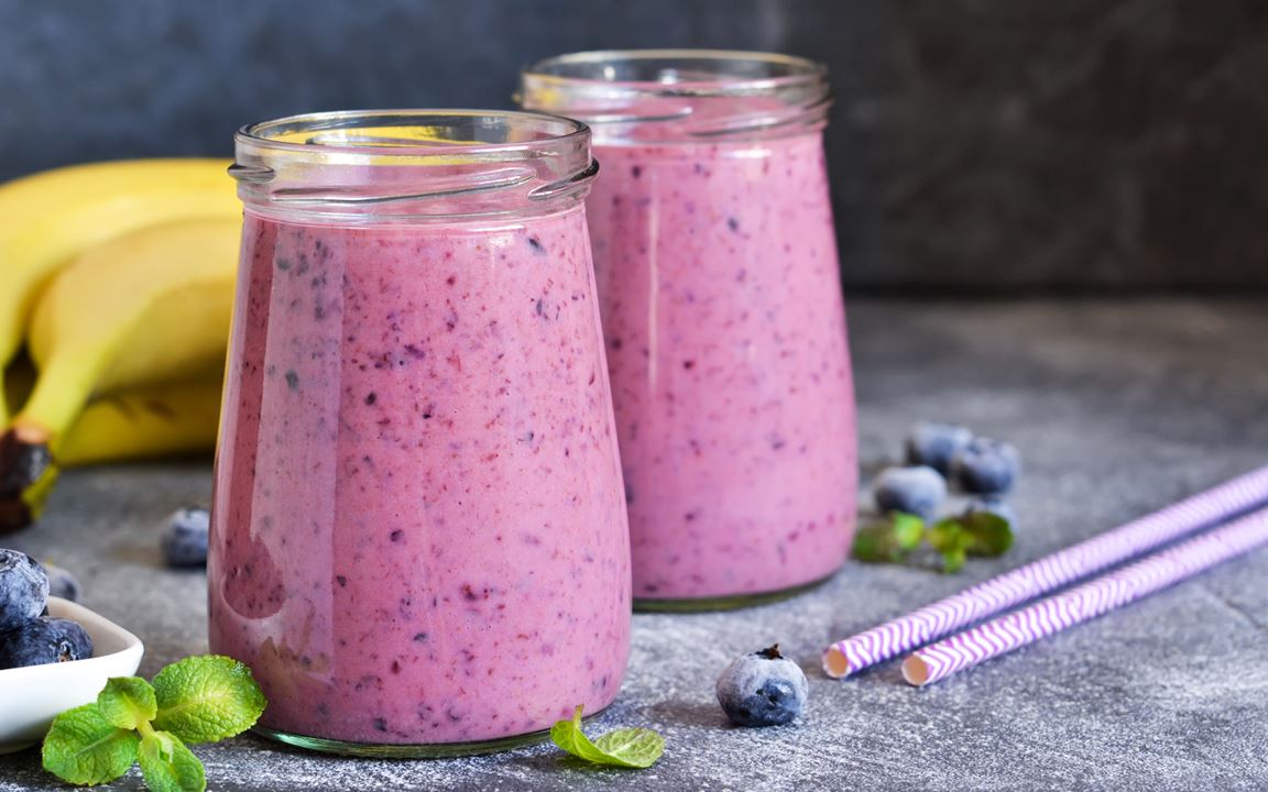 Blueberry Smoothie Recipe | Arla UK