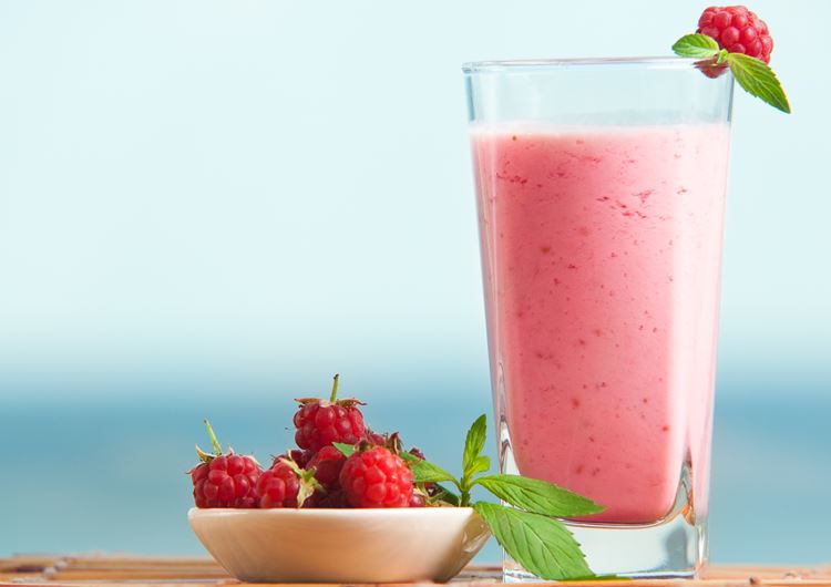 Milk Drink with Raspberries - Recipe | Arla UK