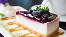 Cheesecake with Blueberries and Salted Caramel