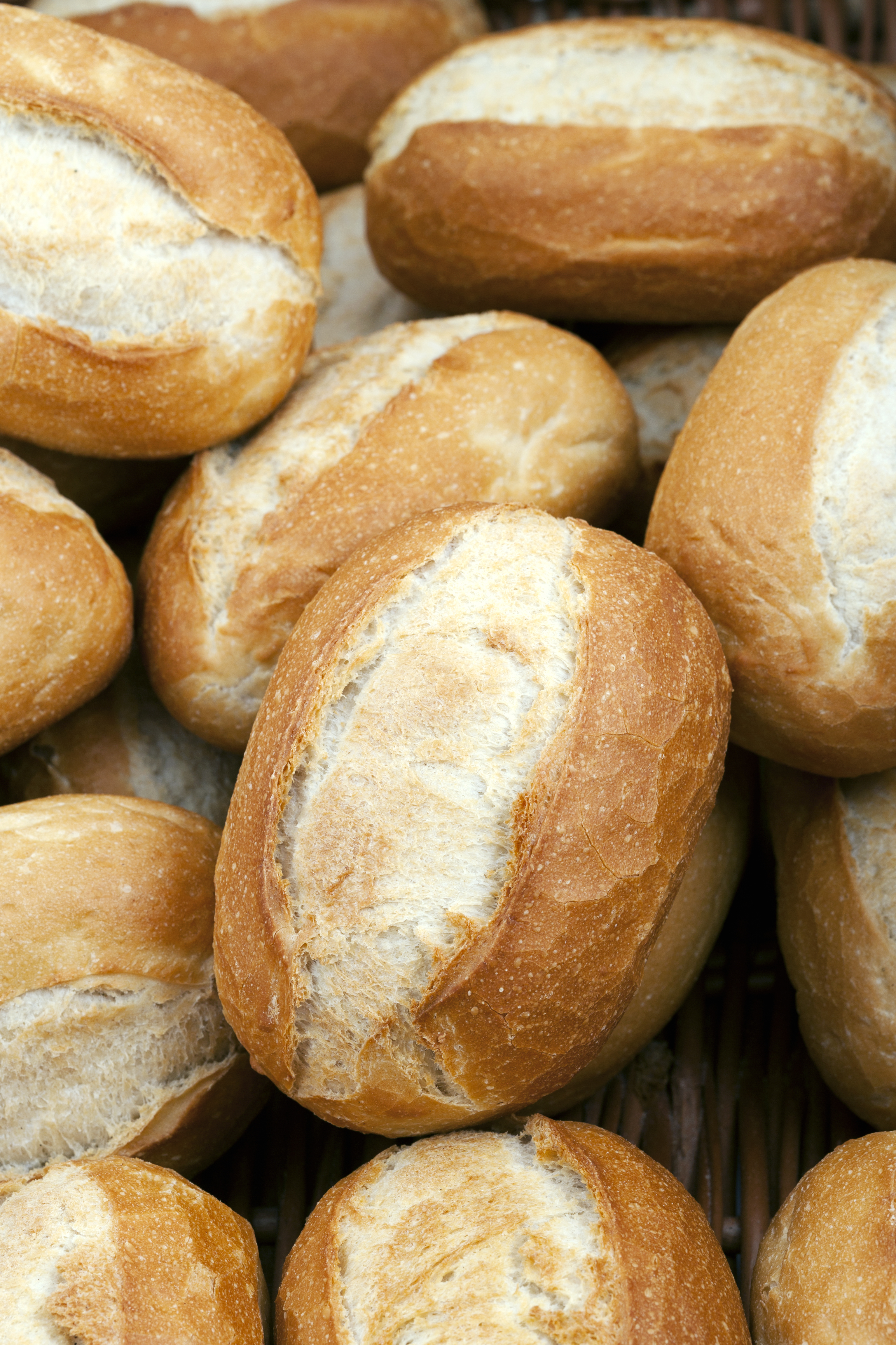 Crusty Bread Rolls - Recipe | Arla UK