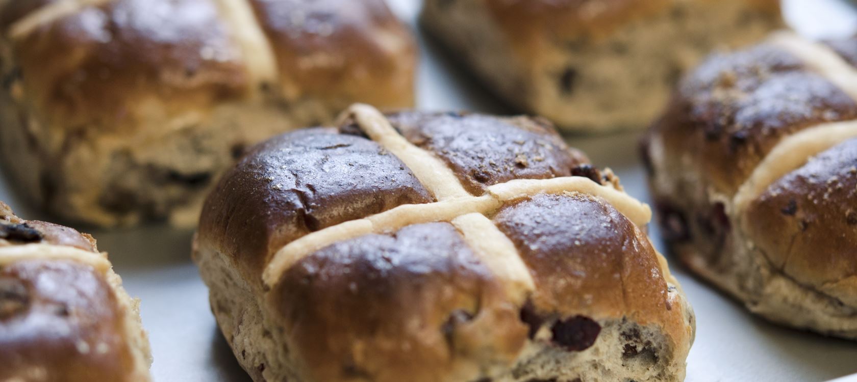 Hot cross buns