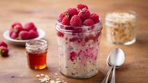 Overnight Oats with Raspberries