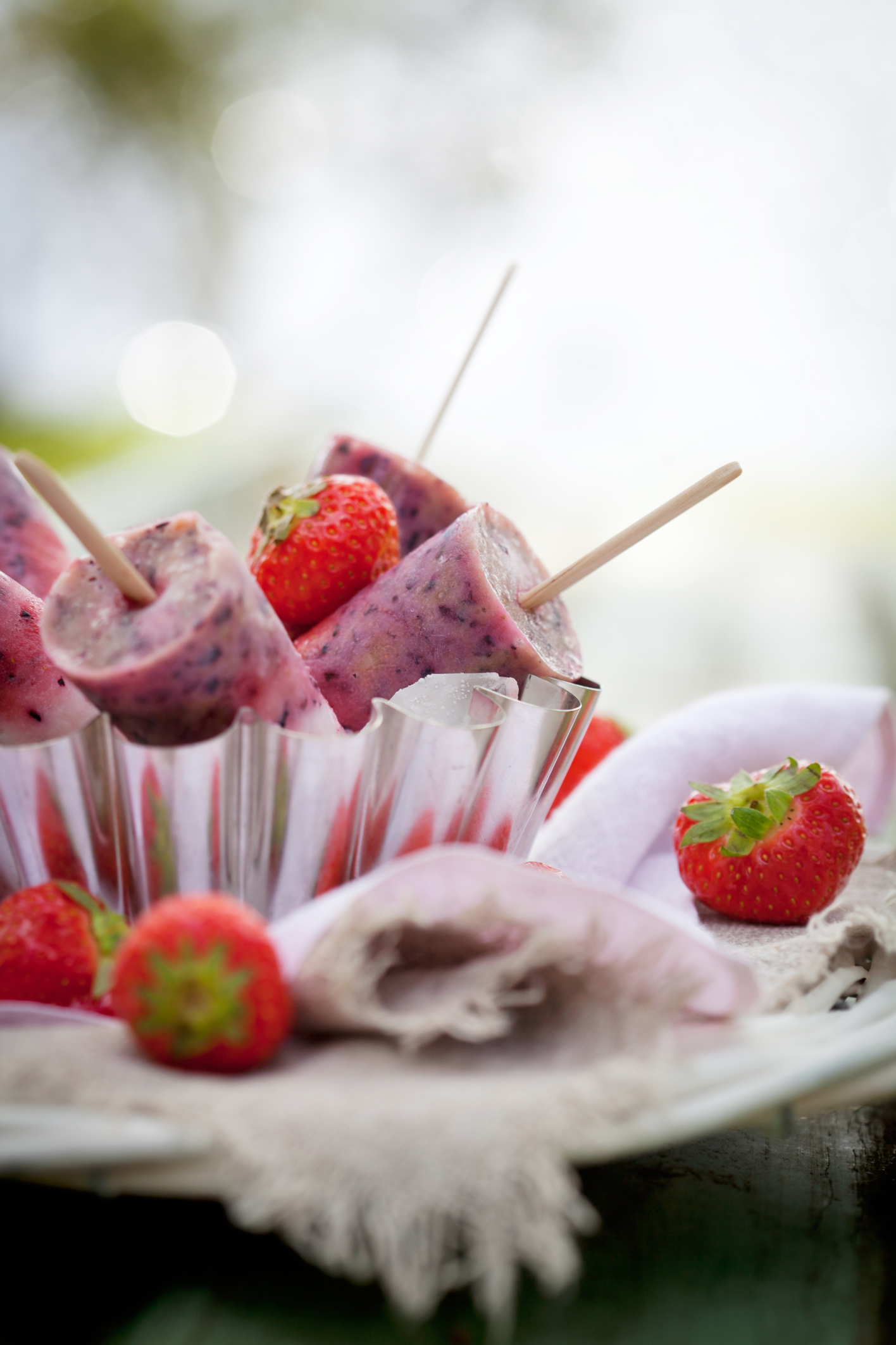 Frozen Yogurt Lollies Recipe Arla UK