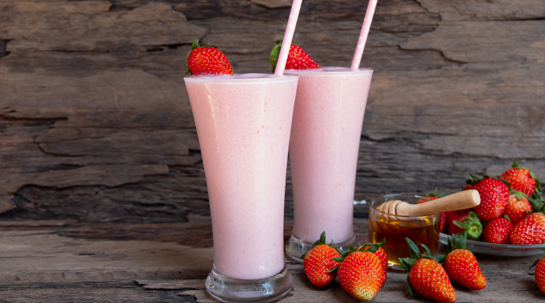 Strawberry Smoothie Recipe | Arla UK