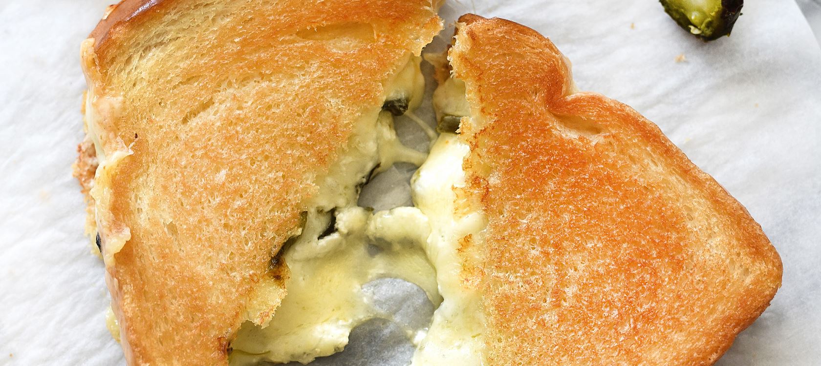 Jalapeño Popper Grilled Cheese Sandwich