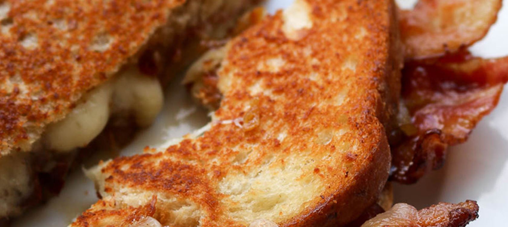 Grilled Cheese with Havarti, Bacon, Caramelized Pears, and Honey