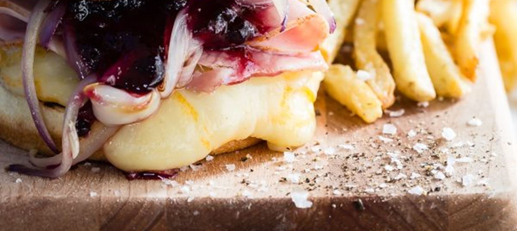 Monte Cristo Burger