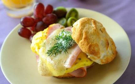 Breakfast Biscuit with Egg & Ham