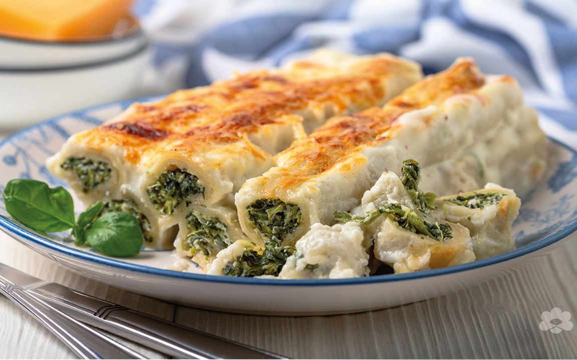 Bechamel spinach cannelloni 