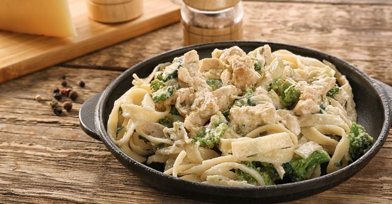 Whole Grain Pasta with Chicken and Bechamel