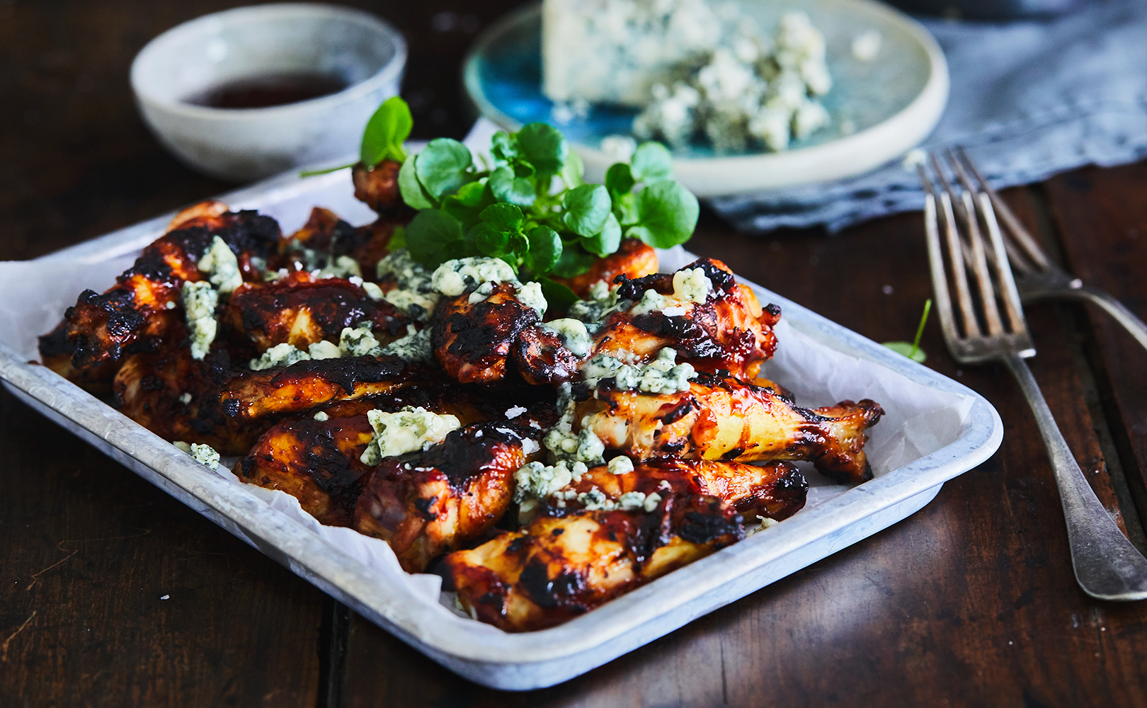 BBQ Chicken Wings with Blue Cheese | Castello