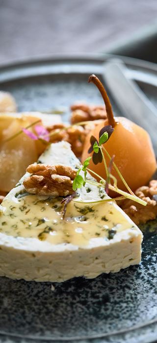 Blue Cheese with Pickled Pears & Walnuts
