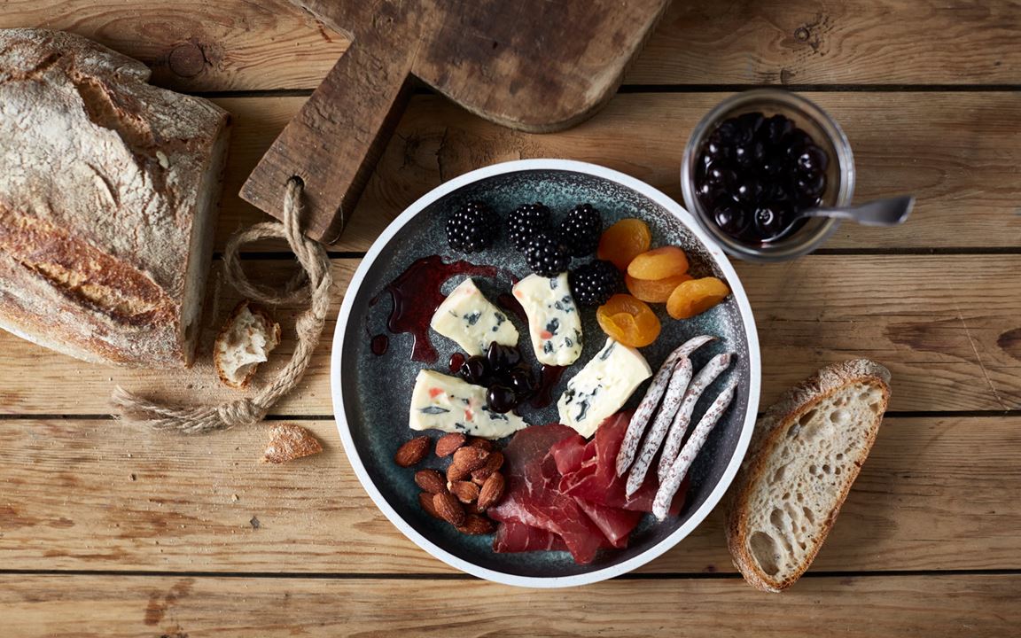 Creamy Blue Cheese with nuts, bresaola, sausages, fruits and berries