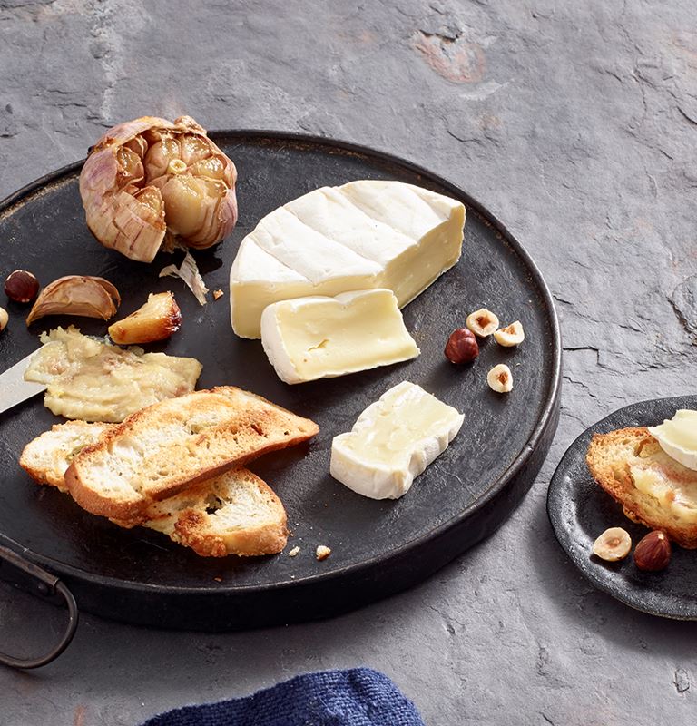 Roasted Garlic Spread Cheese Plate