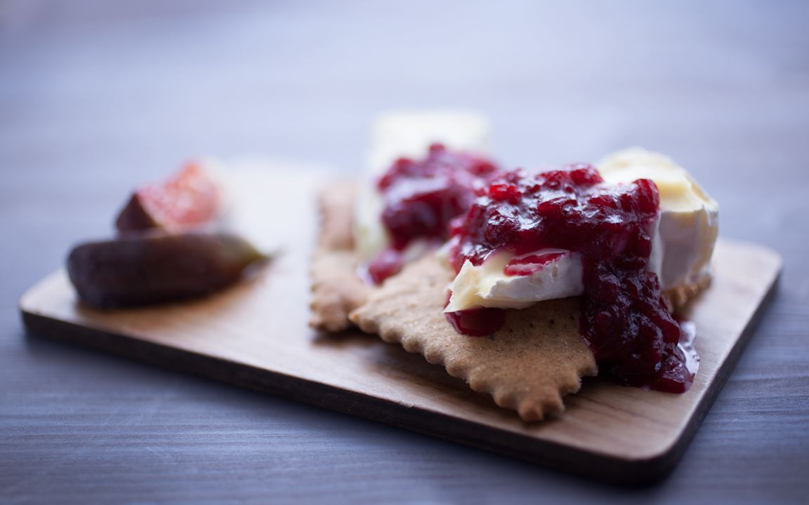 Cranberry chutney for cheese