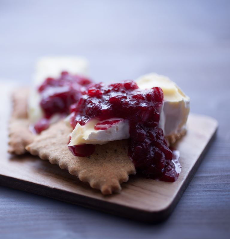Cranberry chutney for cheese