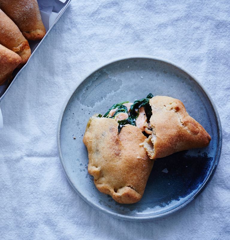 Pierogis with salmon, spinach and Creamy Blue