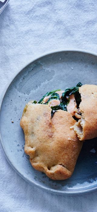 Pierogis with salmon, spinach and Creamy Blue
