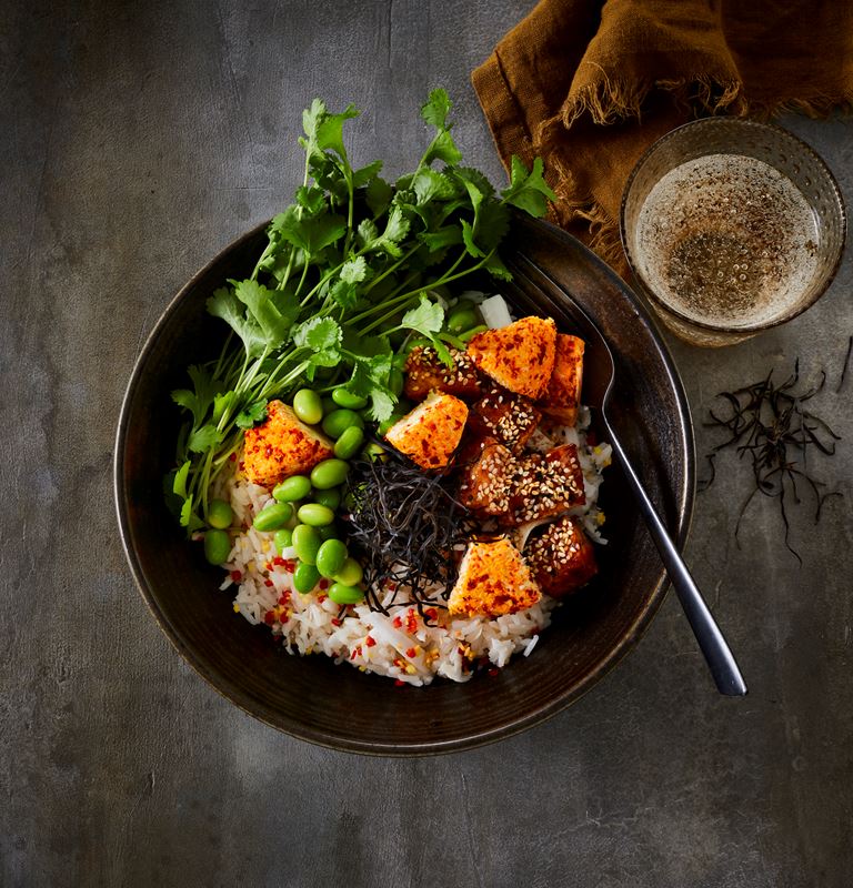 Rice bowl with salmon, coconut, and Castello® Chili & Ginger cream cheese
