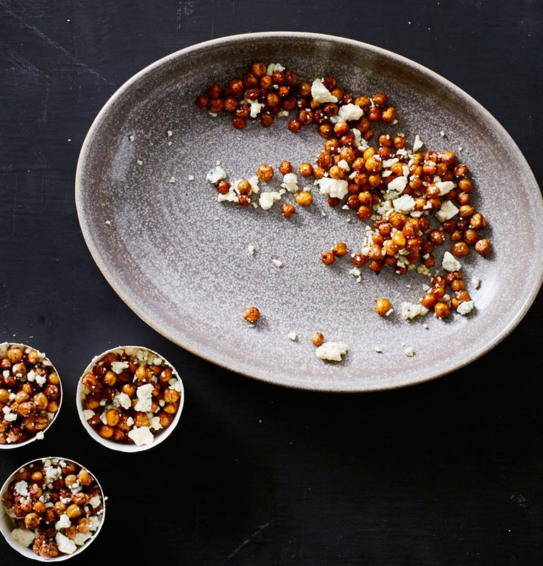 Roasted chickpeas with Blue Cheese & cocoa