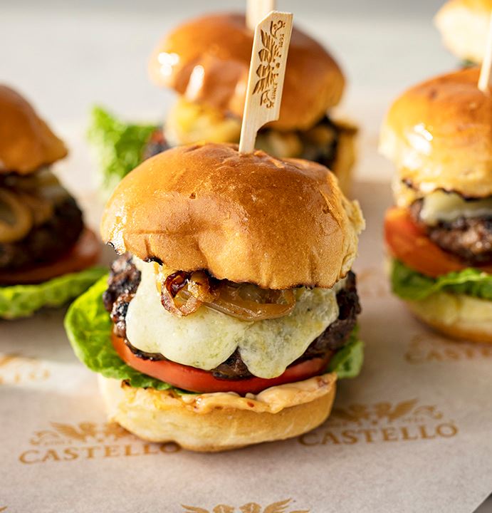 SLIDERS WITH CREAMY HAVARTI CHEESE AND CHIPOTLE MAYONNAISE