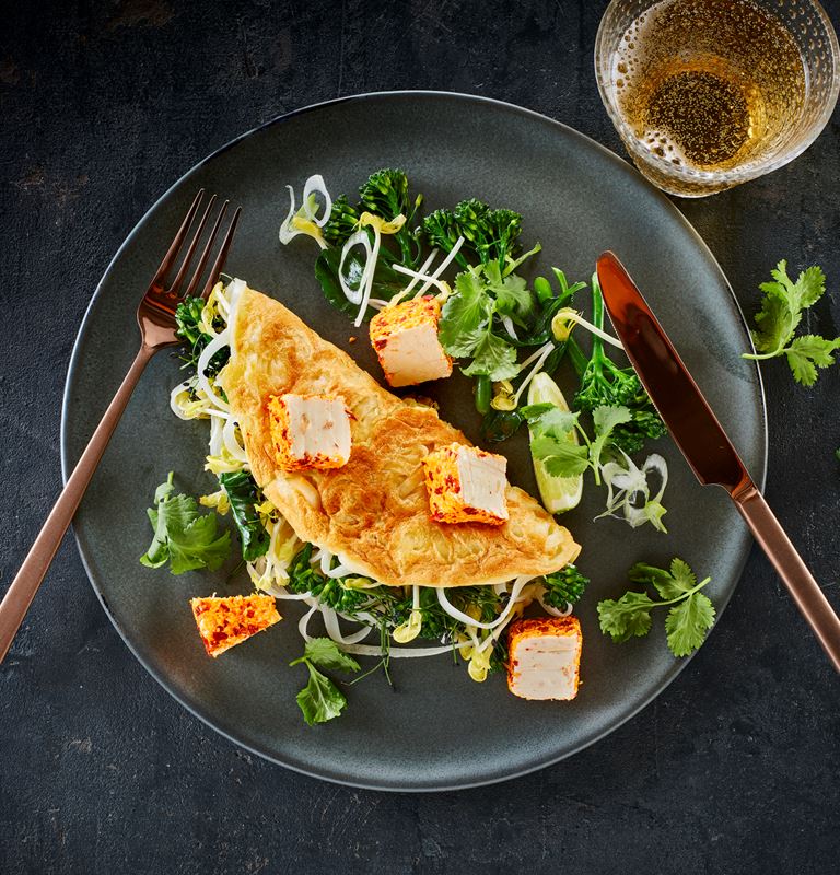 Crispy rice noodle omelette with Castello® Chilli & Ginger Cream Cheese