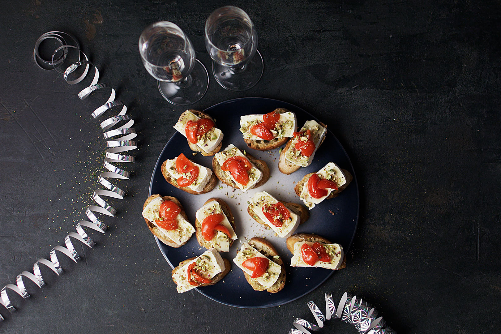 Sticky rice bites - canapés with Castello® Chilli & Ginger Cream Cheese ...