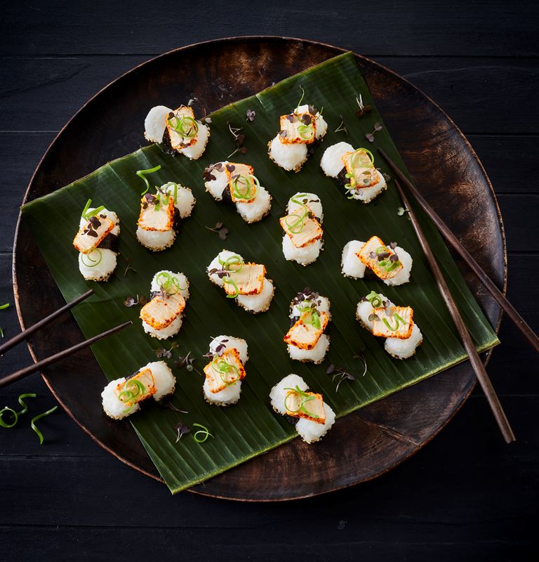 Sticky rice bites - canapés with Castello® Chilli & Ginger Cream Cheese