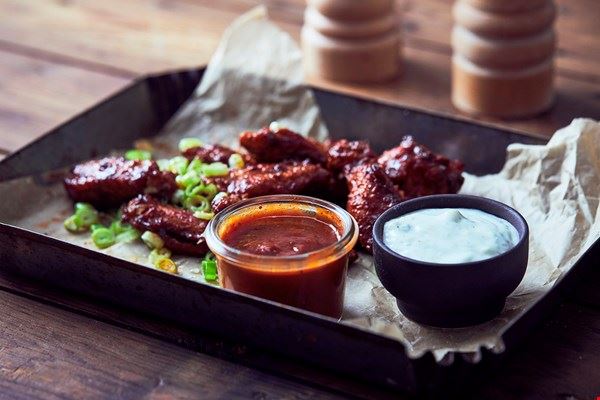 Buffalo hot wings with blue cheese dip