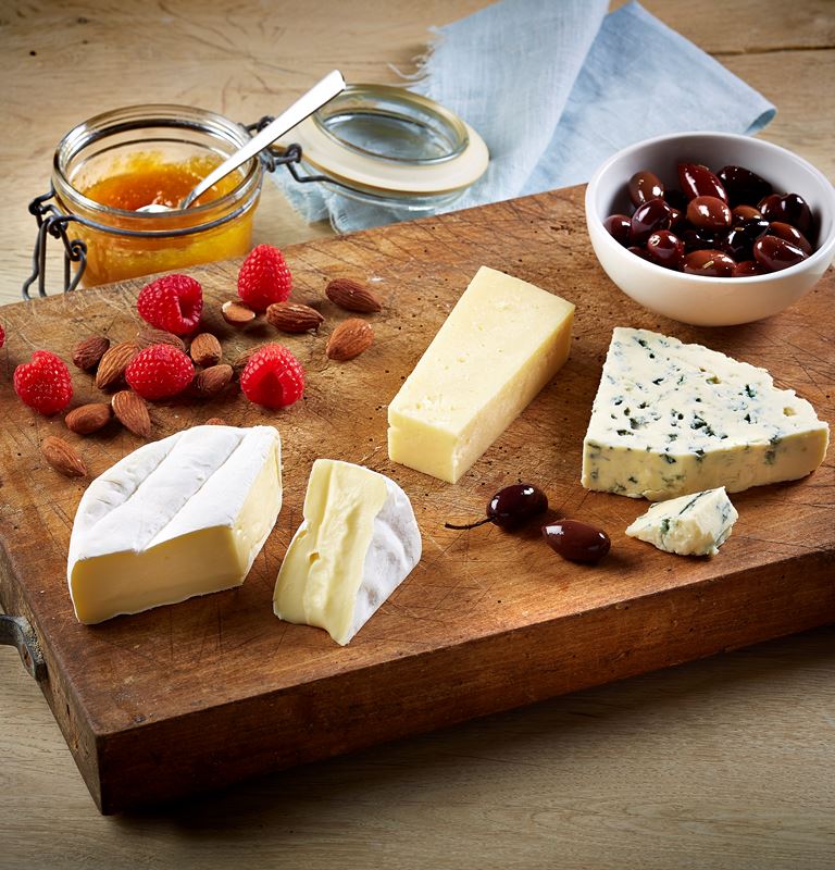 Burnt-inspired cheese board