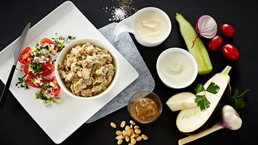 Aubergine dip with tahini and parsley