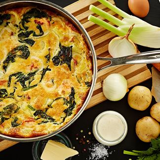 Omelette with fennel, spinach, potato and smoked salmon