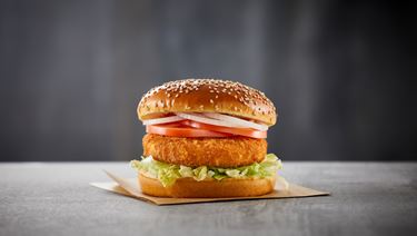 Knuspriger Klassiker mit Crispy Coated Cheese Patty