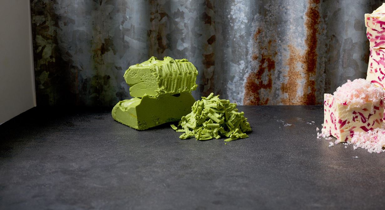 Vinnarsmöret som var med i finalen! Spenat ger den härligt gröna färgen. Grovriv över rätter med torsk, sej, lubb, forell och broccoli.