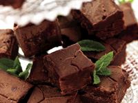 Fudge är en engelsk klassiker som här känns extra god tack vare smaken av pepparmynta.