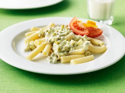 Krämig och enkel pastasås. Mungbönor har en mild smak som påminner om gröna ärtor och innehåller massor av nyttigheter.