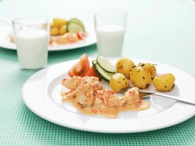 Från början en krämig sås på mixade grönsaker. Nu har den blivit en favorit med kyckling.