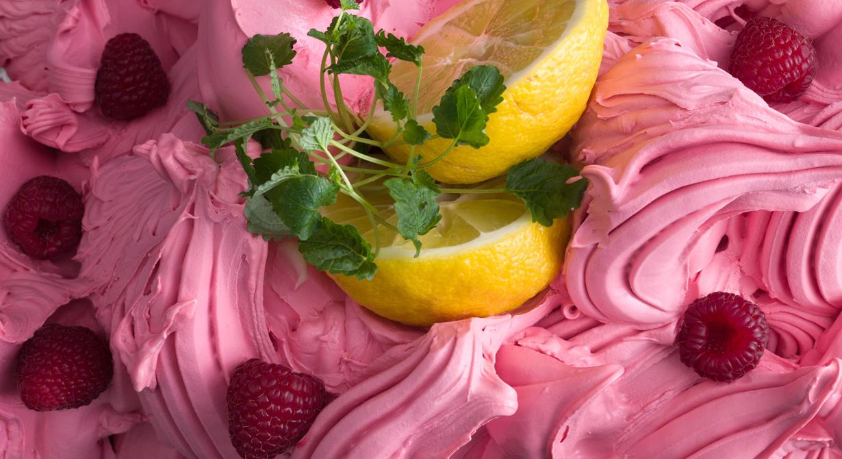 Hallon och citron är ett stilsäkert smakpar. Frisk sorbet med tydlig hallonsmak och syra från citron.