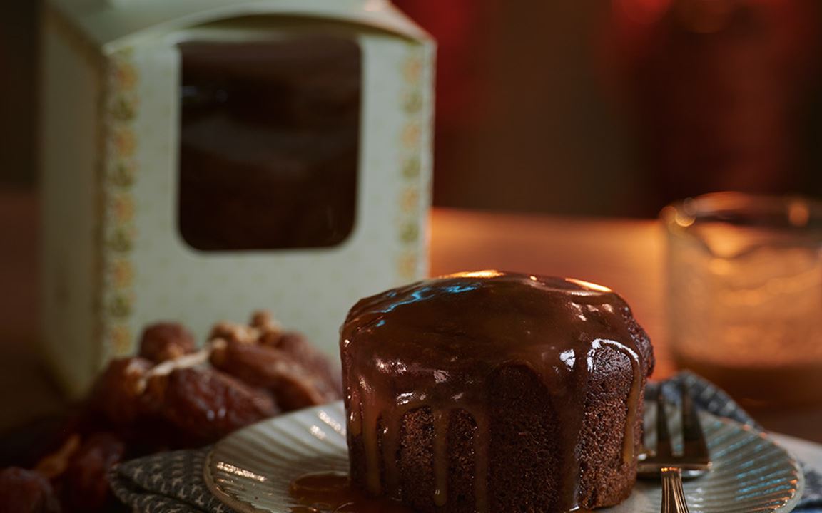 Sticky Date Mini Cake With Gula Melaka Butterscotch Sauce, ‘Kek Kurma Butterscotch’