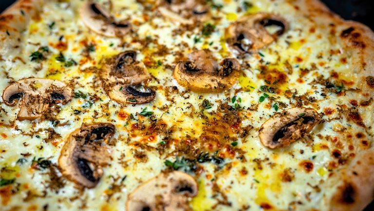 Roman Pizza Bianco: Mushroom & Truffle