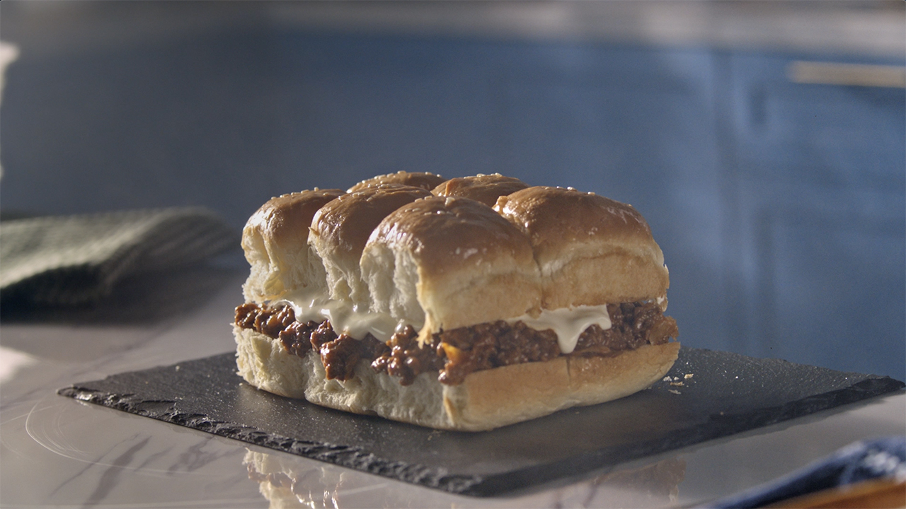 Cheesy Sloppy Joe Sliders Meals with Kraft