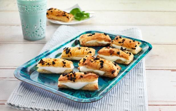 Puffy Cheese and Olive Pastry
